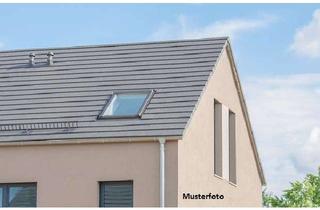 Anlageobjekt in Ortsstr. XXX, 07318 Saalfeld, Zweifamilienhaus mit umfangreichen Nebengebäuden und Nutzungsmöglichkeiten