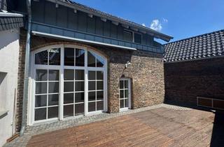 Wohnung kaufen in 53859 Niederkassel, Für Single's oder Paare - ein Haus wie eine Wohnung!