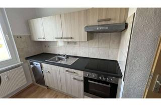 Wohnung mieten in Aufbaustraße 14, 37345 Bischofferode, sonnige 3-Raum-Wohnung/Balkon mit Laminat und Einbauküche