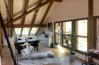 Wohnung mieten in Büchel, 88212 Ravensburg, Stilvolle Maisonette-Dachgeschosswohnung mit Blick ins Grüne und über Ravensburg