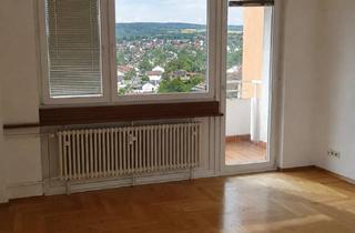Wohnung mieten in 97209 Veitshöchheim, Geräumige 3-Zimmer-Wohnung mit Balkon und traumhaftem Blick