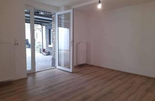 Wohnung mieten in 68165 Schwetzingerstadt, Moderne 3-ZKB mit Terrasse im Souterrain