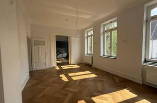 Wohnung mieten in 63452 Hanau, Belle-Etage im stilvollen Altbau - Erstbezug nach Sanierung.