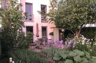 Haus kaufen in 51588 Nümbrecht, Maiglöckchenalm mit unverbautem Weitblick - zwischen Shabby Chic und Bauhausflair