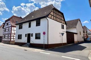 Einfamilienhaus kaufen in 64850 Schaafheim, Zentral gelegenes Einfamilienhaus mit Innenhof und Nebengebäuden