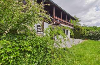 Haus kaufen in 94377 Steinach, Wohnen über der Donauebene. Besonderes Architektenhaus in Hanglage mit Kamin, Garten & Weitblick