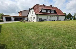 Haus kaufen in 17153 Ivenack, GROSSES HAUS MIT AUSBAURESERVE AUF SUPER GRUNDSTÜCK / ZWEIGENERATIONENHAUS MGL.