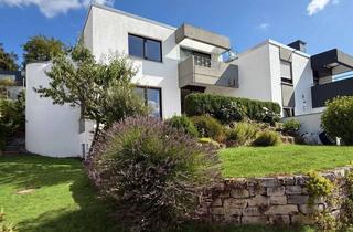 Haus kaufen in 65388 Schlangenbad, DER SCHÖNSTE FERNBLICK ÜBER DEN RHEINGAU! SONNIGES REIHENECKHAUS IN GEORGENBORN, ENERGIEKLASSE B
