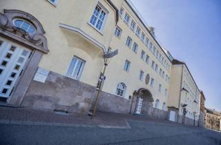 Gewerbeimmobilie kaufen in 66538 Neunkirchen, Arbeiten mit Charakter – repräsentative Büro- oder Praxisfläche in bester Innenstadtlage