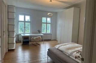 Immobilie mieten in 10961 Kreuzberg, Helle Altbauwohnung mit Balkon im Bergmannkiez (Untervermietung, 1 Jahr mit Verlängerungsoption)