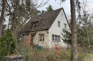 Einfamilienhaus kaufen in Holundersteg, 15745 Wildau, Gr. Einfamilienhaus in Wassernähe, Keller, Grün, 2 getrennte Wohnungen möglich.