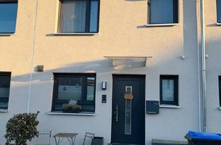 Reihenhaus kaufen in 79341 Kenzingen, Kenzingen - Modernes RMH in zentraler Lage - sofort einziehen und wohlfühlen