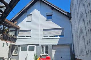 Haus kaufen in 66978 Leimen, Leimen - Großzügiges Zweifamilienanwesen mit über 2.000 m² Grundstück dire