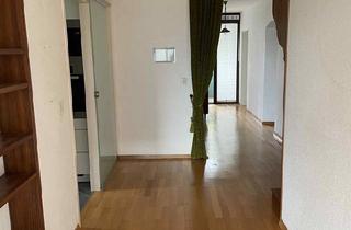 Wohnung kaufen in 79219 Staufen, Staufen im Breisgau - Stilvolle Eigentumswohnung mit Burgblick in Staufen im Breisgau