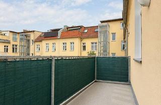Wohnung kaufen in Herweghstraße 15, 12487 Johannisthal, Gepflegte 1-Zimmer Wohnung mit Balkon & Küche I bezugsfrei