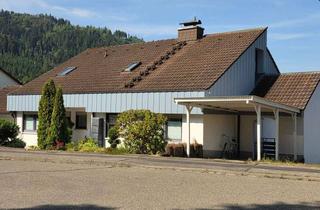 Wohnung kaufen in 77709 Wolfach, 2-Zi.-ETW im DG mit Carport und Gartenanteil