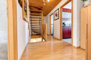 Wohnung kaufen in 73265 Dettingen, Top-Angebot: 3 Zimmer mit ausgebauter Bühne – sofort bezugsfrei