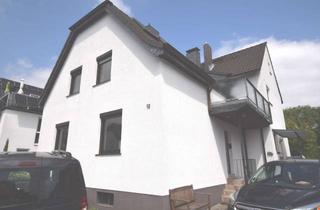 Wohnung kaufen in Bottroper Str. 12, 40468 Unterrath, Eigentumswohnung mit dem Charakter eines Einfamilienhauses, mit großem Gartenanteil
