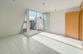 Wohnung kaufen in Heinersdorfer Str. 35, 13086 Weißensee, AUßERGEWÖHNLICH! EINMALIG SCHÖNE DG-WOHNUNG MIT DACHTERRASSE, 2 BALKONEN & AUFZUG! PROVISIONSFREI!