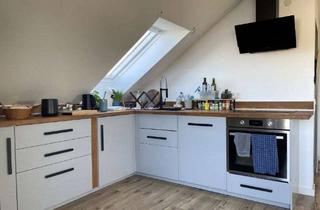 Wohnung kaufen in 79241 Ihringen, Großzügige 4-Zimmer-ETW (aufgeteilt auf 2 x 2-Zimmer-Balkon-Whg.)