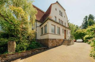 Wohnung kaufen in 51465 Bergisch Gladbach, Charmante 3-Zimmer-Wohnung mit Garten in stilvoller Villa, Bestlage Citynähe GL