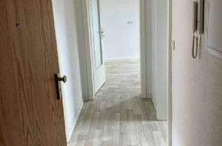 Wohnung mieten in Gerhart-Hauptmann-Straße 10, 02977 Hoyerswerda, Ganz oben, ganz ruhig: charmante Dachgeschoss‑Oase