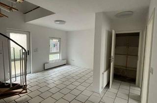 Wohnung mieten in Friedenstr. 43, 67657 Innenstadt, Helle Maisonette-Wohnung mit 3 Zimmern, WG-geeignet zu vermieten