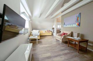 Wohnung mieten in Breite Straße 104-108, 22767 Altona-Altstadt, Sanierte möbl. Dachgeschosswhg. in St.Pauli - Hamburg!