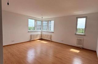 Wohnung mieten in Lyoner Straße 42, 60528 Niederrad, ! Charmante 2 Zimmerwohnung mit neuer Einbauküche in Niederrad !