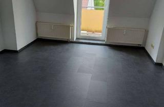 Wohnung mieten in Rauschwalder Straße 58, 02826 Innenstadt, 3-Raumwohnung mit Balkon im Dachgeschoss