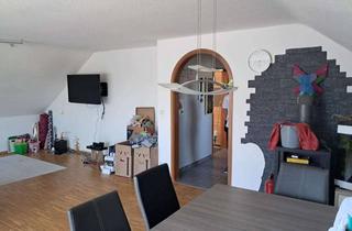 Wohnung mieten in Margeritenstraße 25, 76287 Rheinstetten, Lebendig wohnen: 3-Zimmer-Dachgeschosswohnung in Rheinstetten