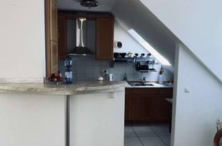 Wohnung mieten in Haupstraße 16a, 51503 Rösrath, Viel Platz in dieser 3-Zimmer-Dachgeschosswohnung in Rösrath