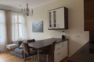 Wohnung mieten in 12107 Berlin, Freundliche 2,5-Zimmer-Wohnung mit Balkon und Einbauküche in Berlin