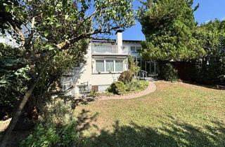 Einfamilienhaus kaufen in 63303 Dreieich, Beste Lage: Exkl. Wohnhaus in der Villengegend von Götzenhain, ideal für Familien oder Mehrgenerationenwohnen