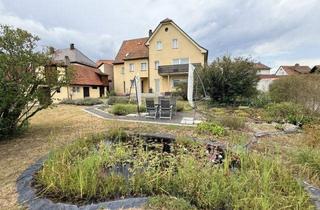 Einfamilienhaus kaufen in 90607 Rückersdorf, Großes Einfamilienhaus mit Ausbaureserve und weiterem Bauplatz im großen Garten