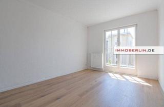 Wohnung kaufen in Auerstraße, 10243 Berlin, IMMOBERLIN.DE - Frisch Renoviert! Helle 2-Zimmer-Wohnung mit Sonnenbalkon nahe Warschauer Straße