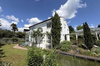 Villa kaufen in 79540 Lörrach, Exklusive Architektenvilla in Panoramalage am Leuselhardt auf Traumgrundstück mit Garage, Wärmepumpe