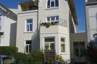 Villa kaufen in 22587 Blankenese, Seltene Gelegenheit in Blankenese: Gründerzeitvilla mit großzügiger Eigennutzerwohnung
