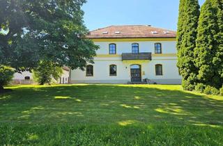 Haus kaufen in 94501 Aldersbach, Herrschaftliches Pfarrhofensemble - Denkmalcharme, Entwicklungspotenzial & 3 PV-Anlagen (54,76 kWp)