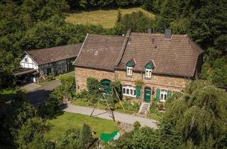 Haus kaufen in 53940 Hellenthal, Großes freistehendes Haus mit großem Grundstück in Alleinlage - Eifel