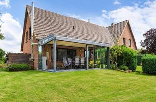 Haus kaufen in 27619 Schiffdorf, Wohnen und Vermieten: Vielseitiges Zweifamilienhaus mit großem Garten, Garagen und Ausbaupotenzial