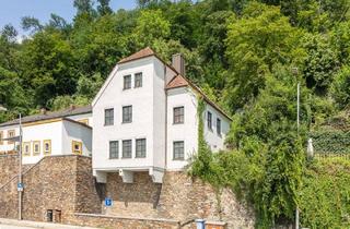 Einfamilienhaus kaufen in 94032 Altstadt, Passau-Angerstraße: Einfamilienhaus, Baujahr 1978, 180° Blick auf die Altstadt