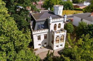 Villa kaufen in 17291 Prenzlau, Imposante Villa mit Parkgrundstück!