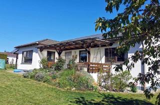 Haus kaufen in 84169 Altfraunhofen, Schön gelegener Bungalow mit Doppelgarage, Photovoltaik, Vollkeller