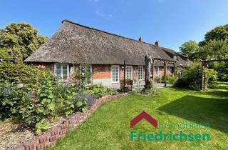 Haus kaufen in 25821 Almdorf, Historische Reetdachhaushälfte - energetisch saniert und liebevoll modernisiert
