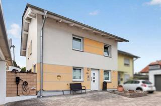 Doppelhaushälfte kaufen in 76646 Bruchsal, Wohnen mit Komfort! Gepflegte Doppelhaushälfte mit Doppelgarage und zahlreichen Extras in Bruchsal