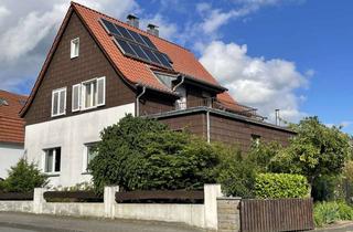 Haus kaufen in 33790 Halle, Freistehendes Wohnhaus mit zwei Einheiten und großem Grundstück in attraktiver Lage von Halle