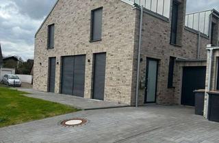 Haus mieten in 41564 Kaarst, Attraktive 4-Zimmer DHH mit EBK in Kaarst