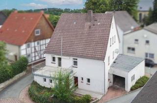 Anlageobjekt in 33014 Bad Driburg, Viel Platz für Ihre Ideen – bezugsfreies Mehrfamilienhaus in Bad Driburg-Pömbsen