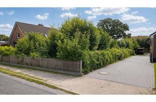 Grundstück zu kaufen in Manhagen 8a, 23869 Elmenhorst, 880 m² Baugrundstück ohne Baubindung mit genehmigter Planung für zwei Einfamilienhäuser